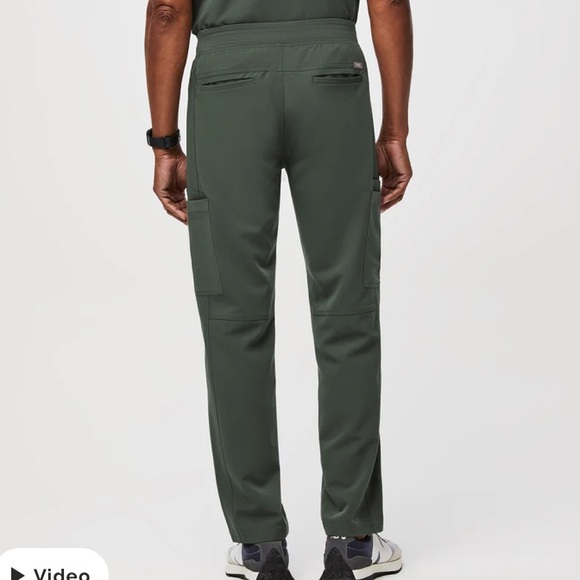 Figs Straight-Legged Fion x Axim Men’s Cargo Scrub Pants In Size Medium/ Tall. - Picture 2 of 10